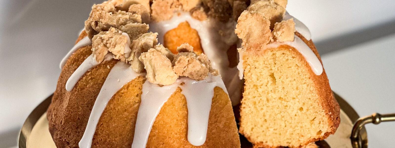 Babka waniliowa z kruszonką i lukrem waniliowym