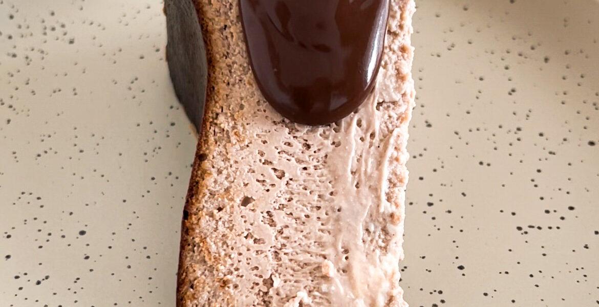 Sernik baskijski Nutella